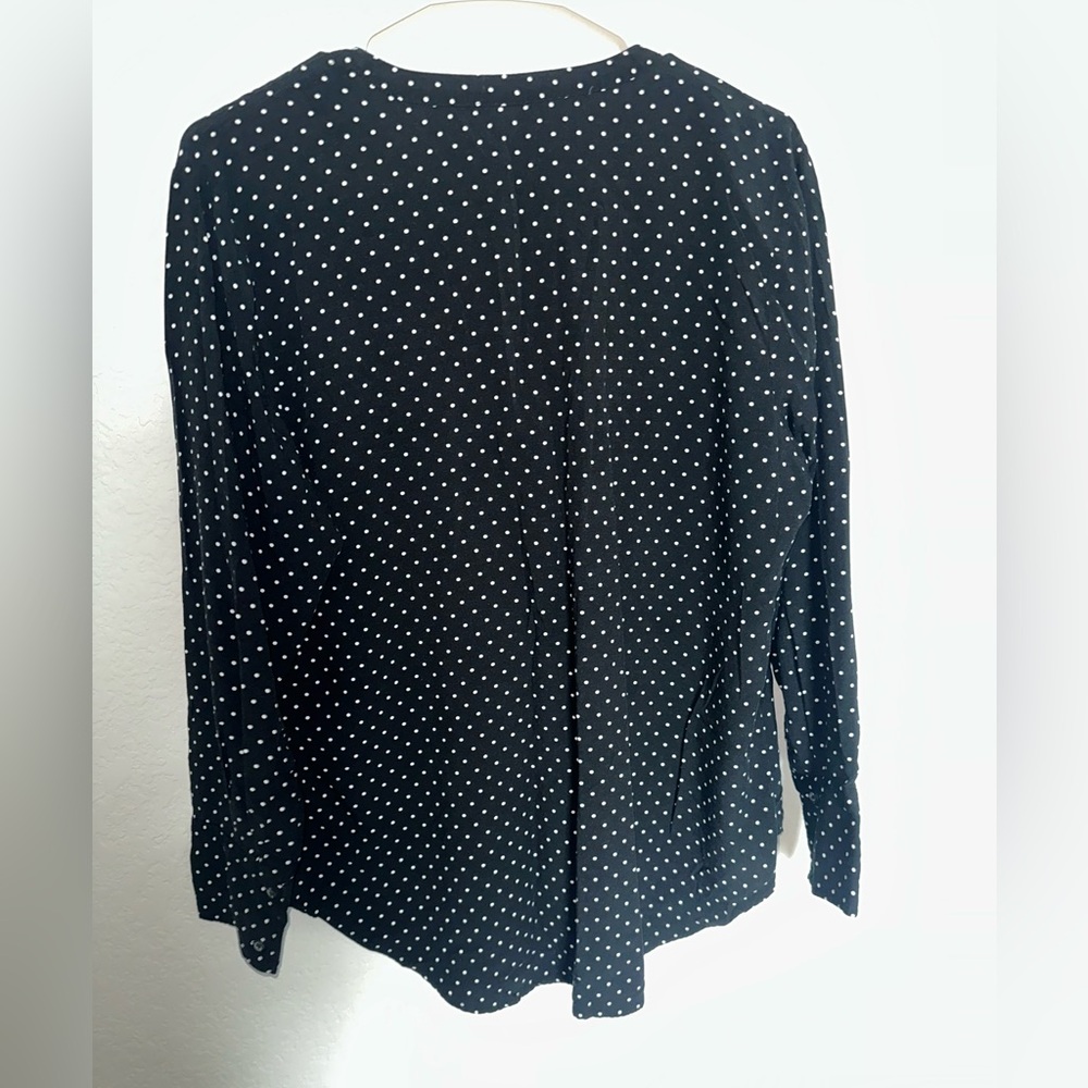 Large Old Navy Black with white polka dots - Picture 2 of 9